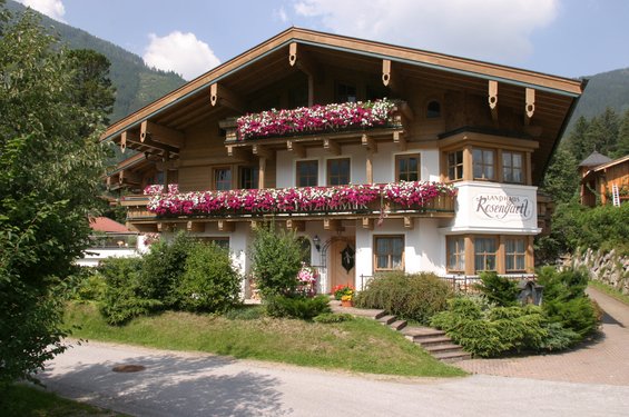 Apartments Landhaus Rosengartl