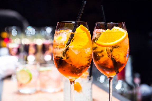 Restaurants - Bars