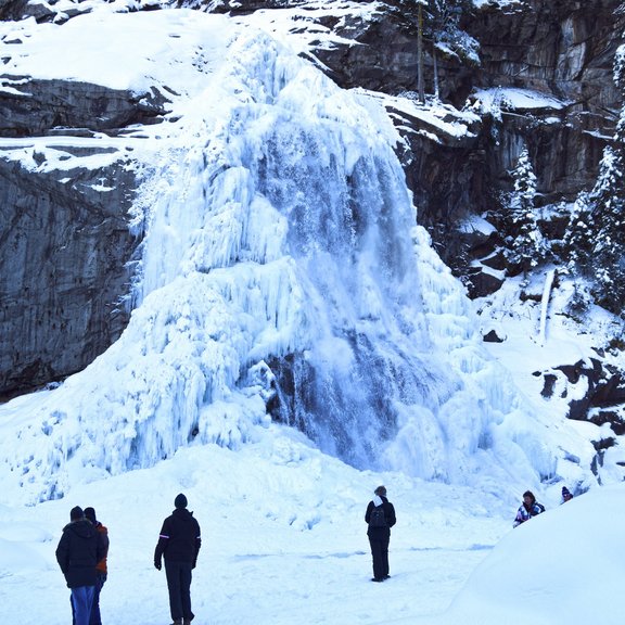 Winter hike to the Krimmler Wasserfall